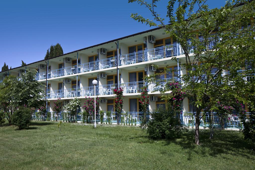 Continental Park Hotel Slăntjev Brjag Exteriör bild