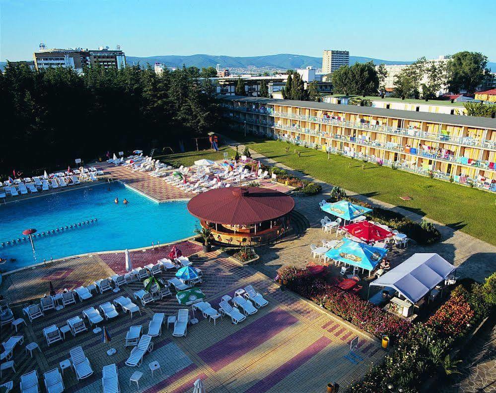 Continental Park Hotel Slăntjev Brjag Exteriör bild